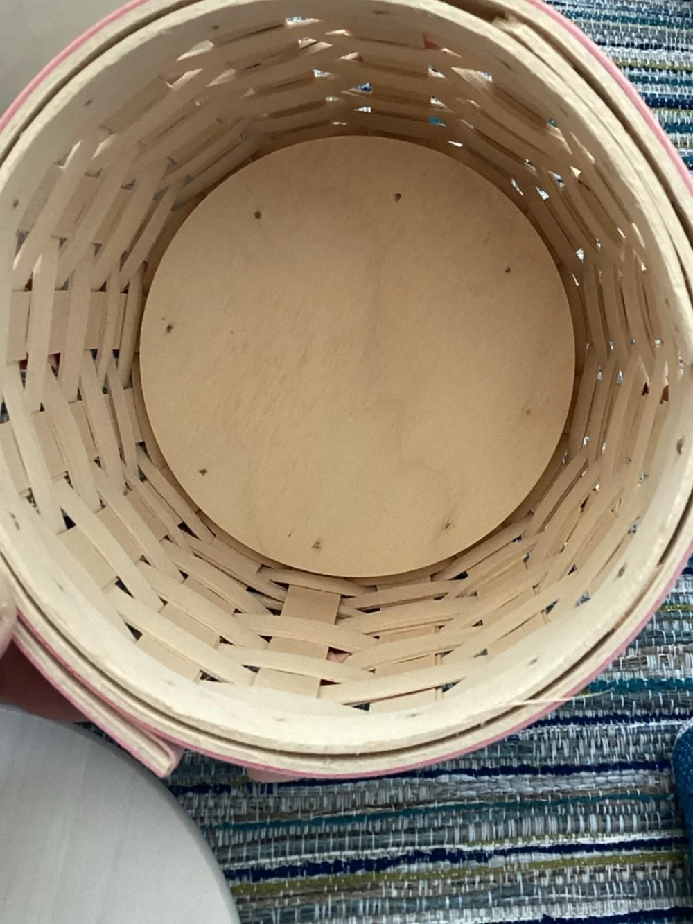 Longaberger 2006 Horizon of Hope Cream and Pink Woven Basket with Lid